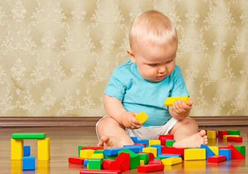 Hitos de la motricidad fina para bebés
